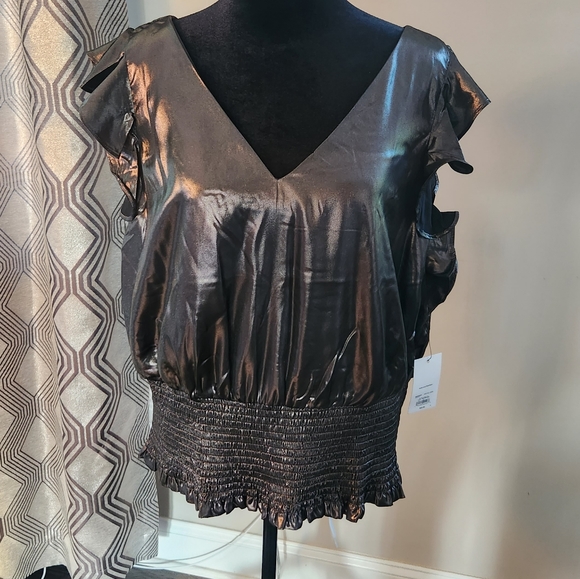 Nine West sleeveless ruffle smocked hem top 🩶 - Picture 5 of 8